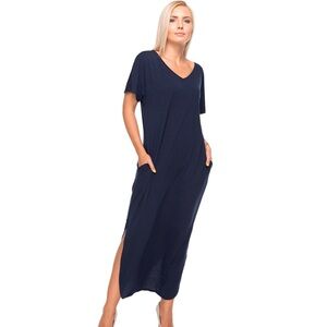 The Coral Palms T-shirt Maxi Dress with Pockets